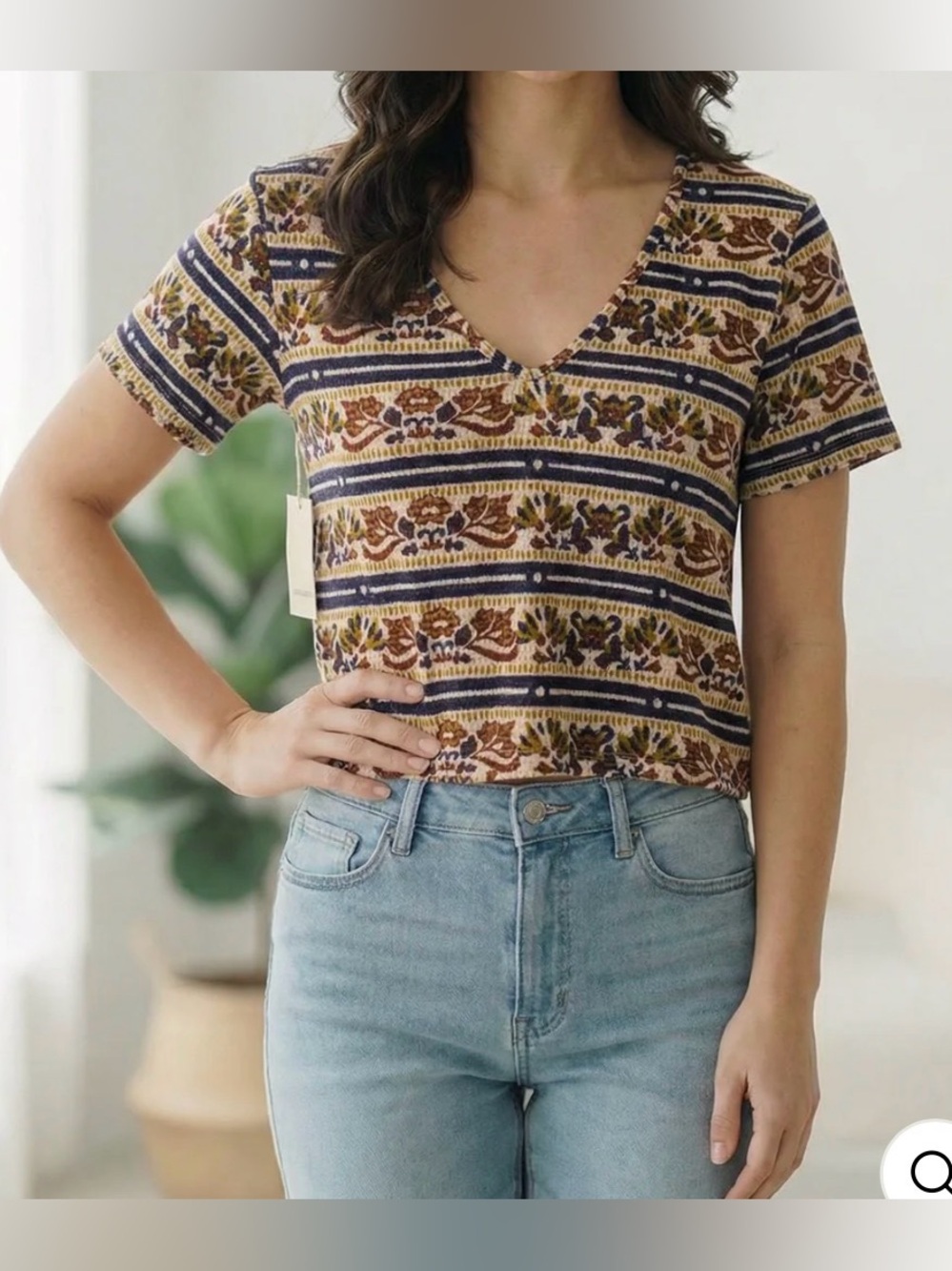 Andthewhy PRINT JACQUARD TOP V Neck Striped Top